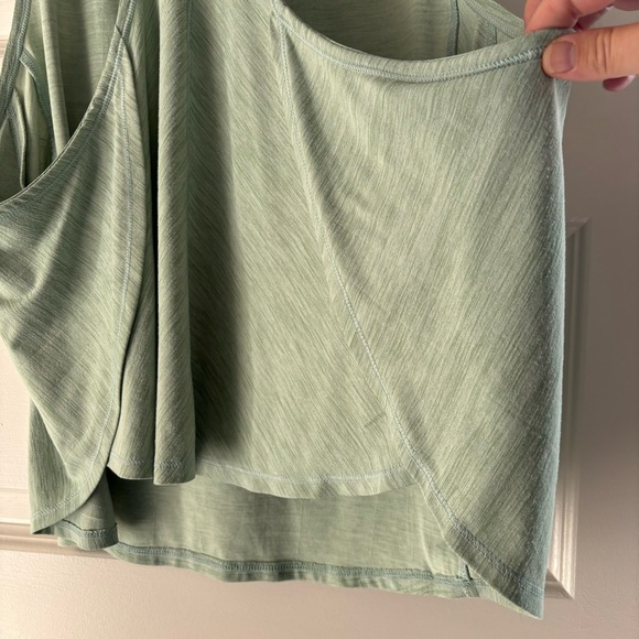 • [Old Navy] Racerback Tank • - Picture 8 of 8